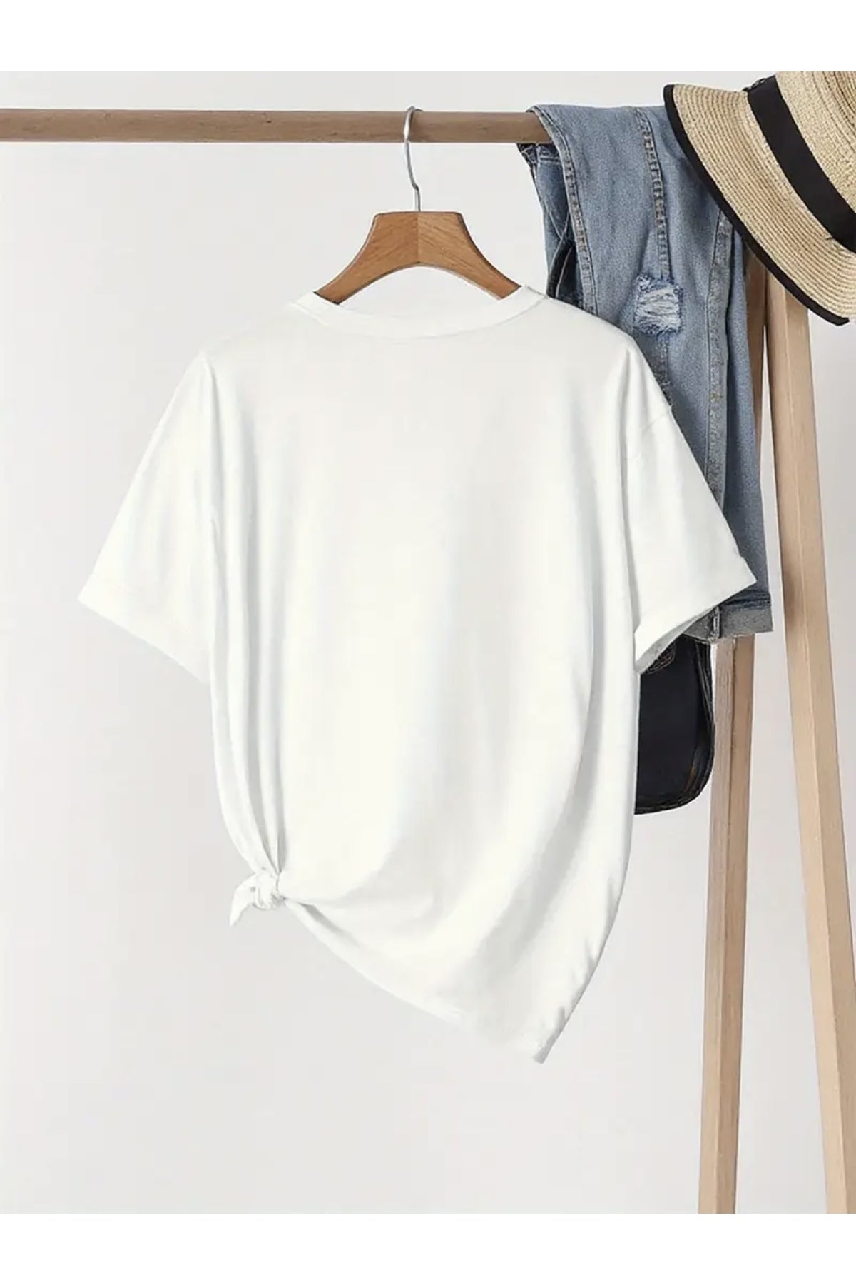 Kadın Bisiklet Yaka Baskılı Pamuk Oversize Yuvarlak Yakalı Beyaz T-shirt
